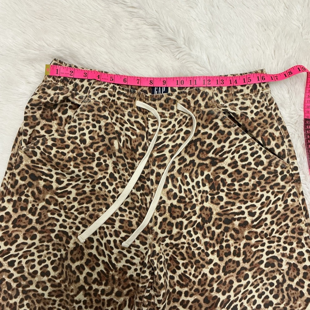 GAP Leopard Print Drawstring Barrel Leg Pants in Cheetah Print - Picture 7 of 11